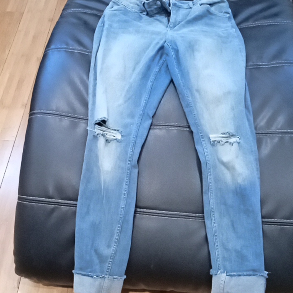 😍 women's divided jeans😍